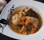 Guiso de pollo tradicional