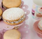 Alfajores de maicena con dulce de leche