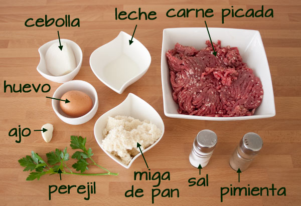 Ingredientes para hacer albóndigas al horno