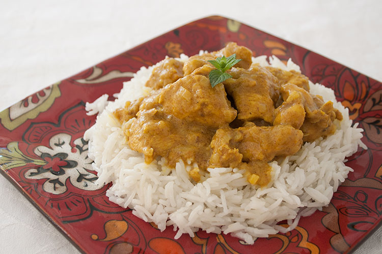 Pollo al curry con arroz basmati fácil de hacer