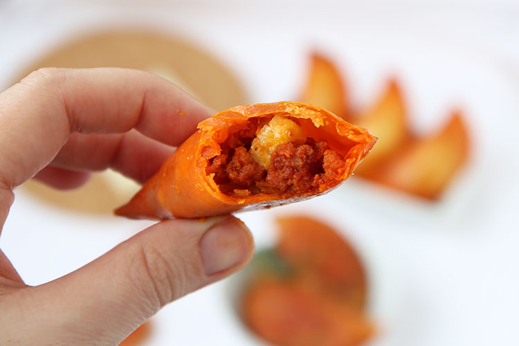 Relleno de empanadillas de sobrasada, queso y cebolla caramelizada