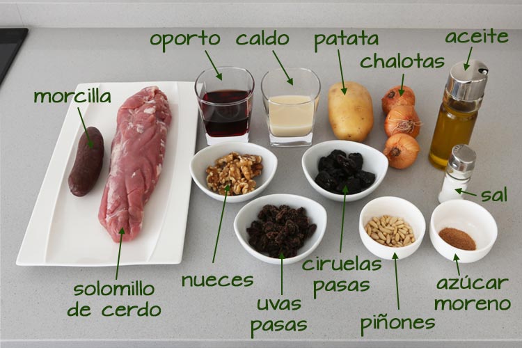 Ingredientes para hacer solomillo de cerdo sobre crema de patata con salsa de frutos secos