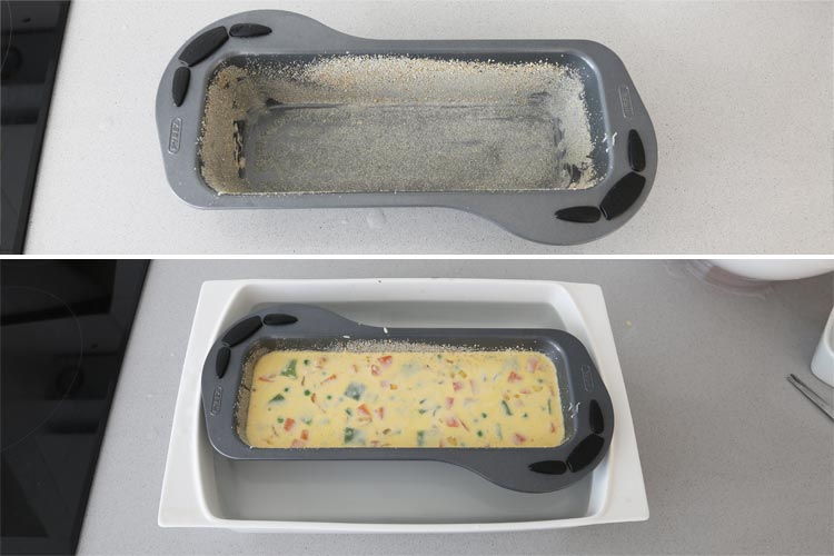 Enmantequillar el molde, espolvorearlo con pan rallado y verter la masa del pastel de verduras