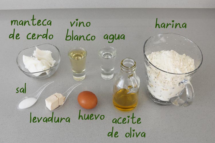 Ingredientes para hacer la masa de la empanada