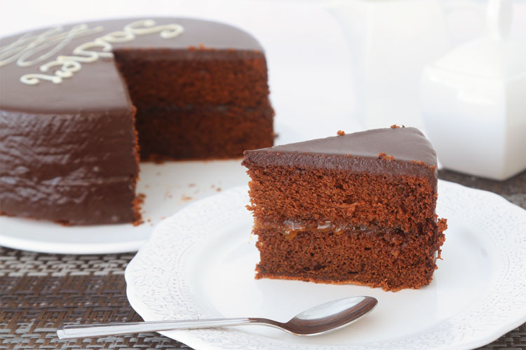 Tarta Sacher: receta original paso a paso - Código Cocina