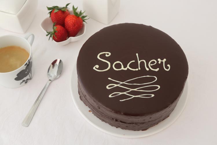 Tarta Sacher glaseada