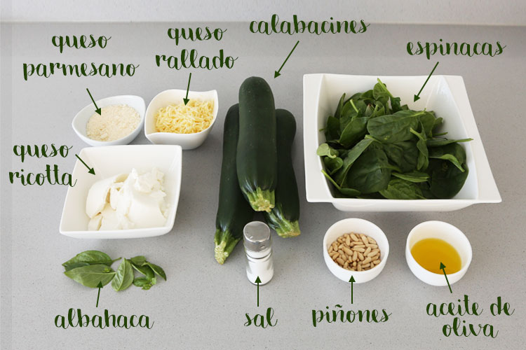 Ingredientes para hacer ravioli de calabacín, ricotta y espinacas