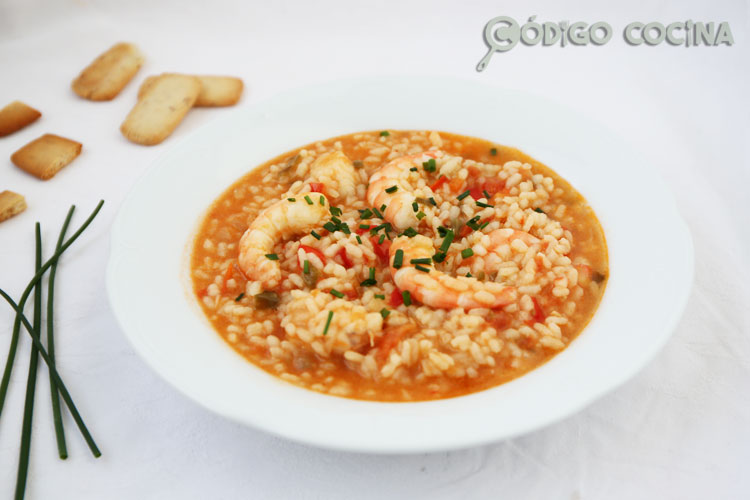 Arroz meloso con rape y langostinos