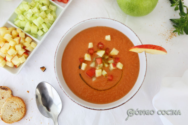 Gazpacho con manzana