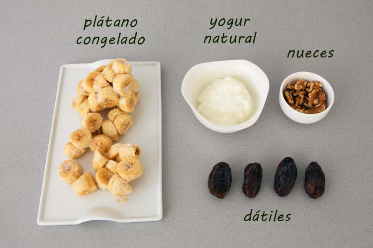 Ingredientes para hacer helado de plátano saludable