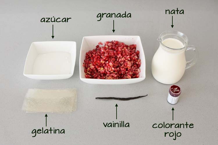 Ingredientes para hacer panna cotta con gelatina de granada