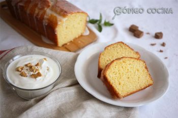 Bizcocho de yogur griego y limón con Mambo