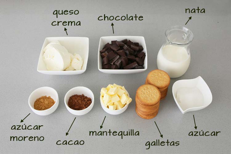 Ingredientes para cheesecake de chocolate negro