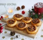 Espirales de hojaldre con tomate seco y queso parmesano