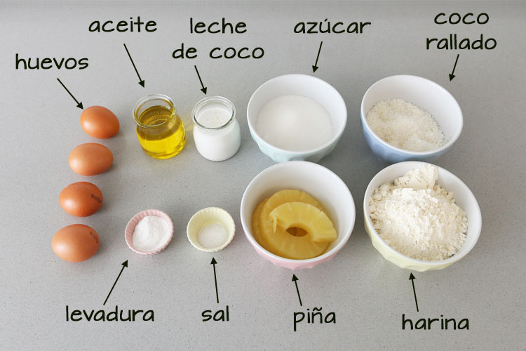 Ingredientes para hacer bizcocho de coco y piña