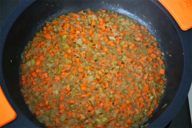 Sofrito salsa boloñesa