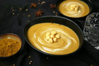 Crema de lentejas con curry y leche de coco