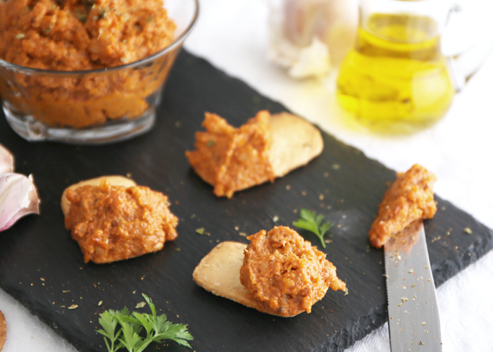 Paté de tomate seco y almendras