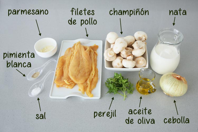 Ingredientes para hacer pollo en salsa cremosa con champiñones