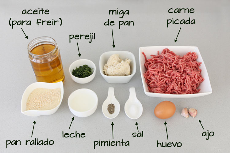 Ingredientes para hacer las albóndigas