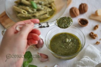 pesto casero con nueces