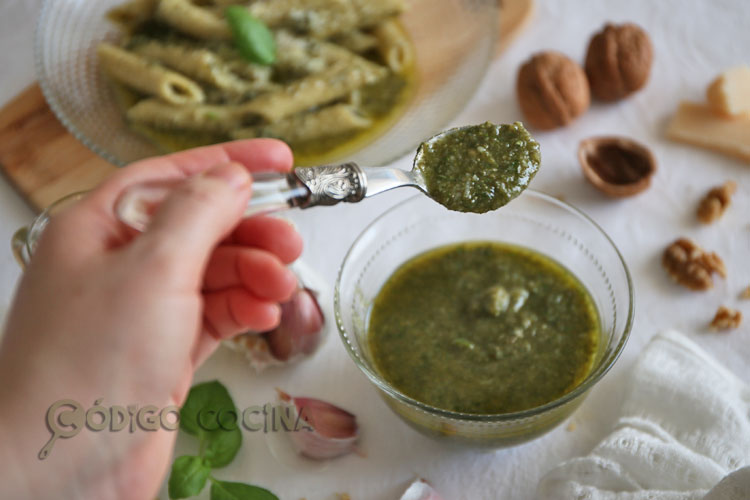 Pesto casero con nueces