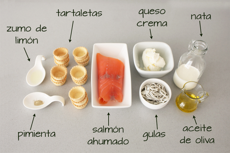 Ingredientes para hacer tartaletas de mousse de salmón y gulas