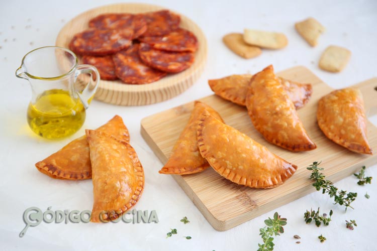 Empanadillas de pisto y chorizo