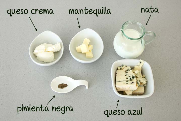 Ingredientes para hacer salsa de queso roquefort casera