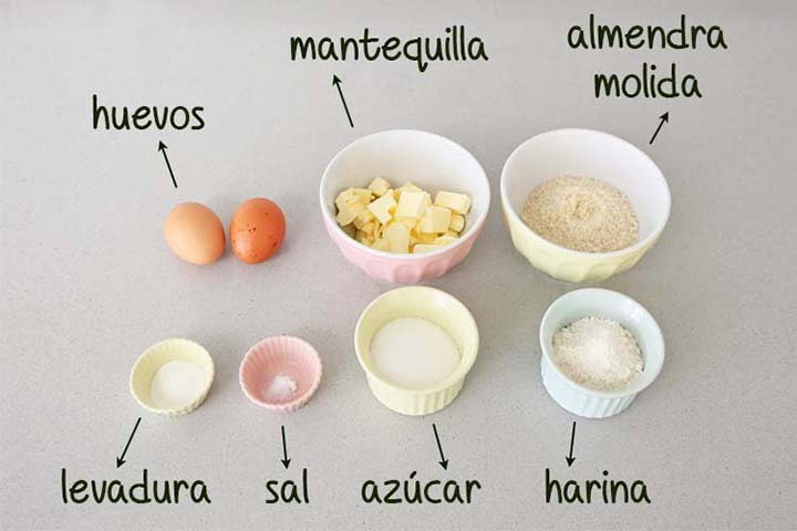 Ingredientes para hacer madeleines de almendra