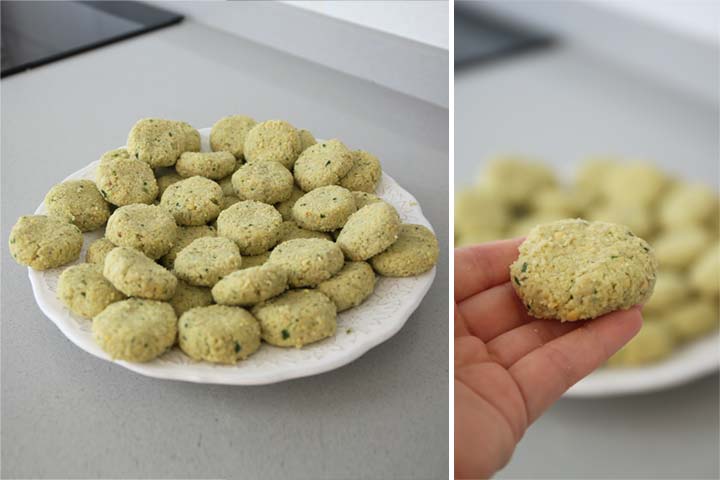 Formar los falafel de garbanzos con las manos