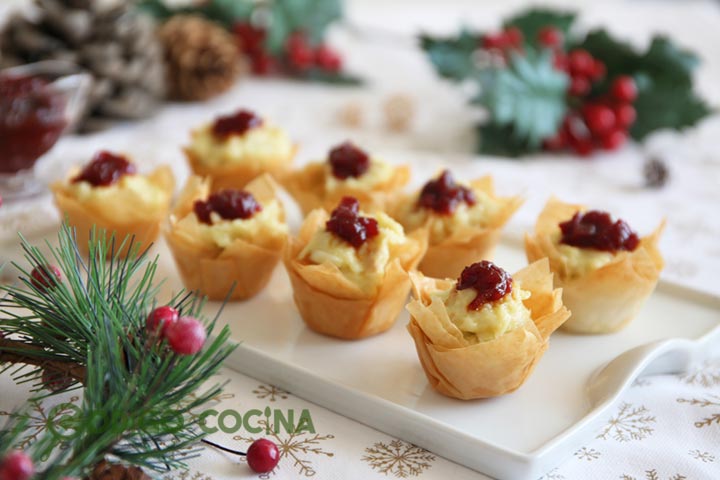 Cestitas de brandada de bacalao con mermelada de pimientos