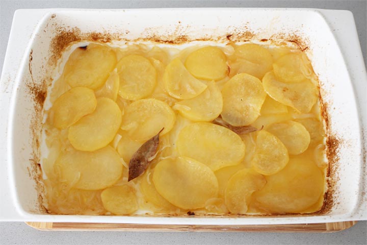 Patatas y cebolla al horno