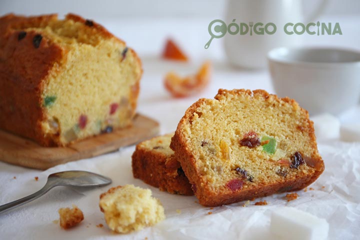 Plum cake de fruta confitada, receta fácil - Código Cocina