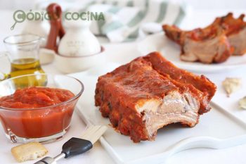 Costillas al horno con salsa barbacoa