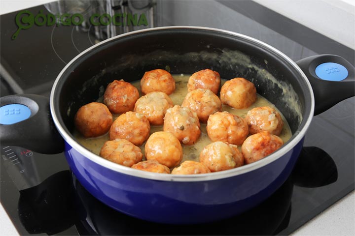 Albóndigas de salmón fresco