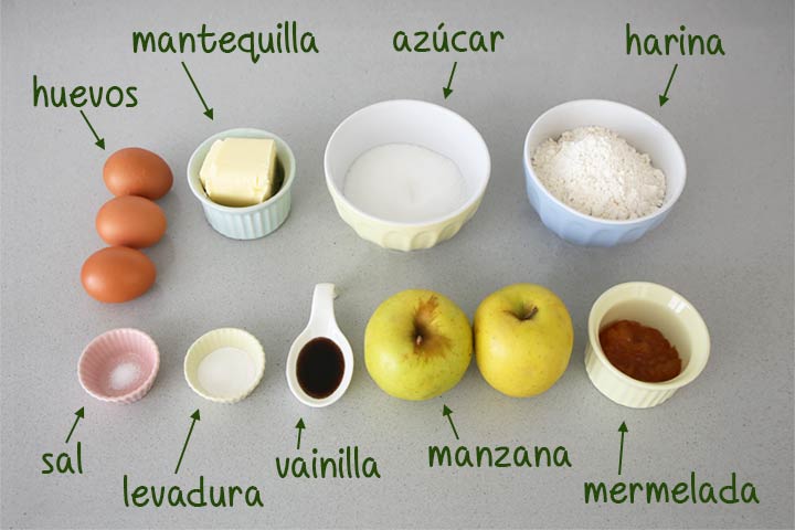 Ингредиенты для приготовления сочного яблочного пирога
