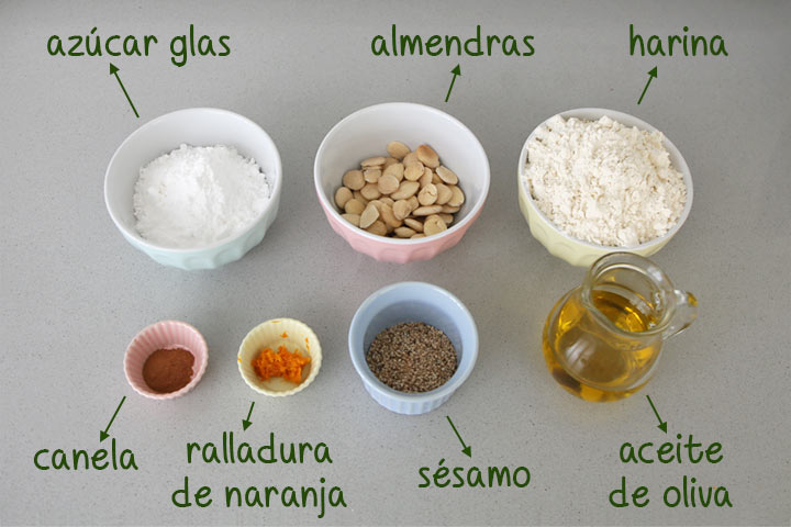 Ingredientes para hacer polvorones con aceite de oliva caseros