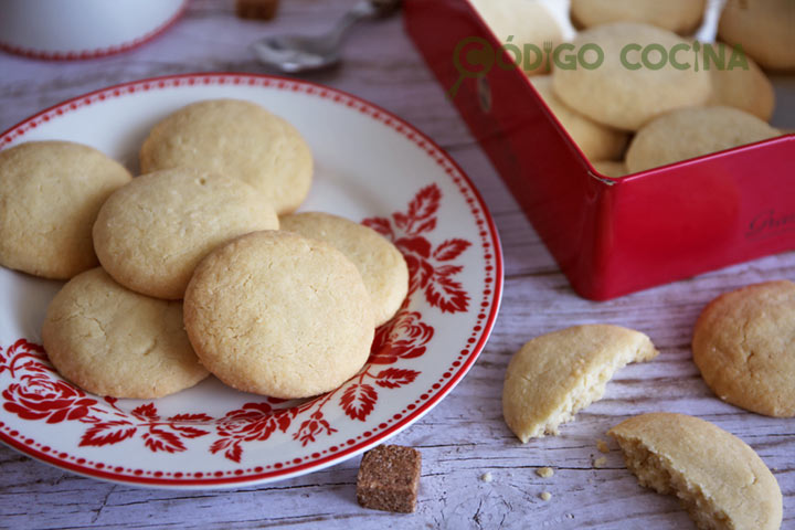 Galletas de mantequilla con tres ingredientes