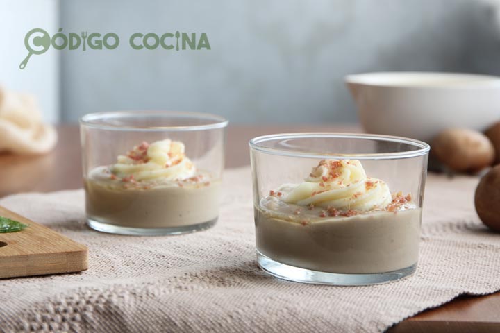 Crema de setas con parmesano en vasito