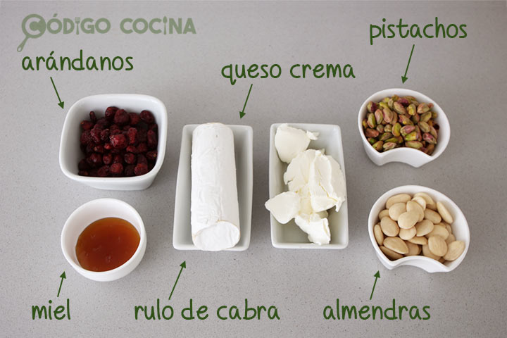 Ingredientes para hacer rulo de queso con frutos secos para aperitivo
