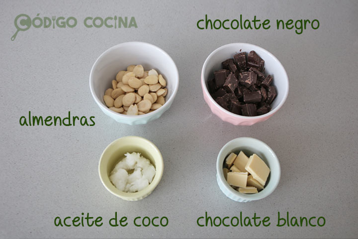 Ingredientes para hacer turrón de chocolate y almendras