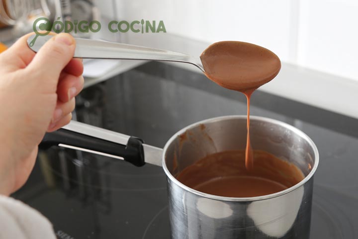 Chocolate caliente con especias