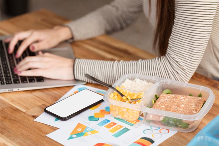 Cómo comer sano fuera de casa