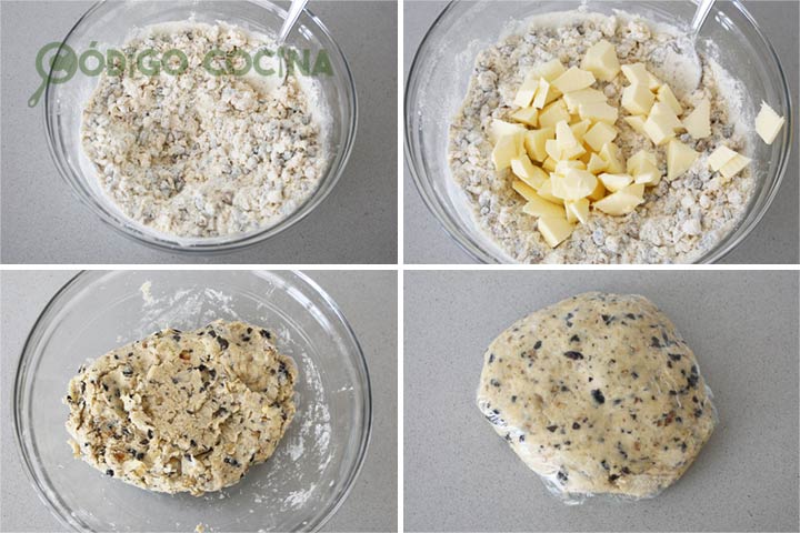 Mezclar todos los ingredientes para hacer la masa de galletas saladas de parmesano