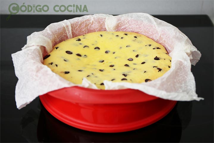 Pastel de ricotta con gotas de chocolate