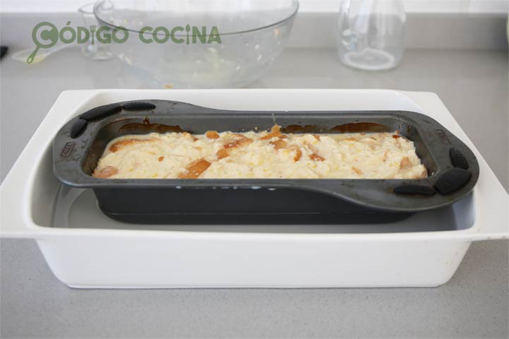 Pudin de pan al baño María