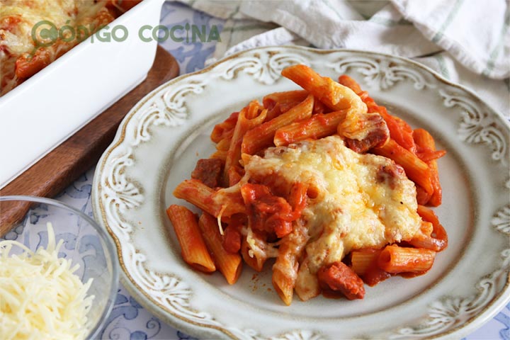 Cómo hacer macarrones con chorizo gratinados