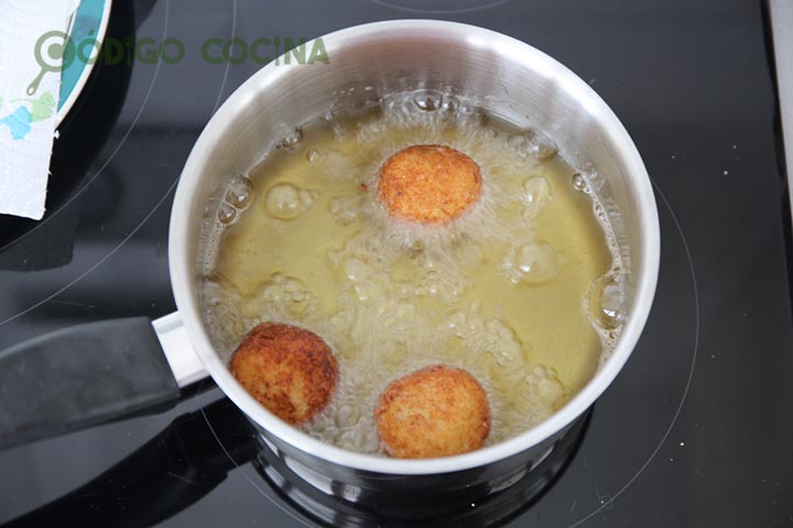 Croquetas de atún con ricotta fritas