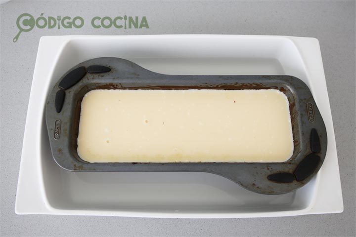 Flan de queso al baño María